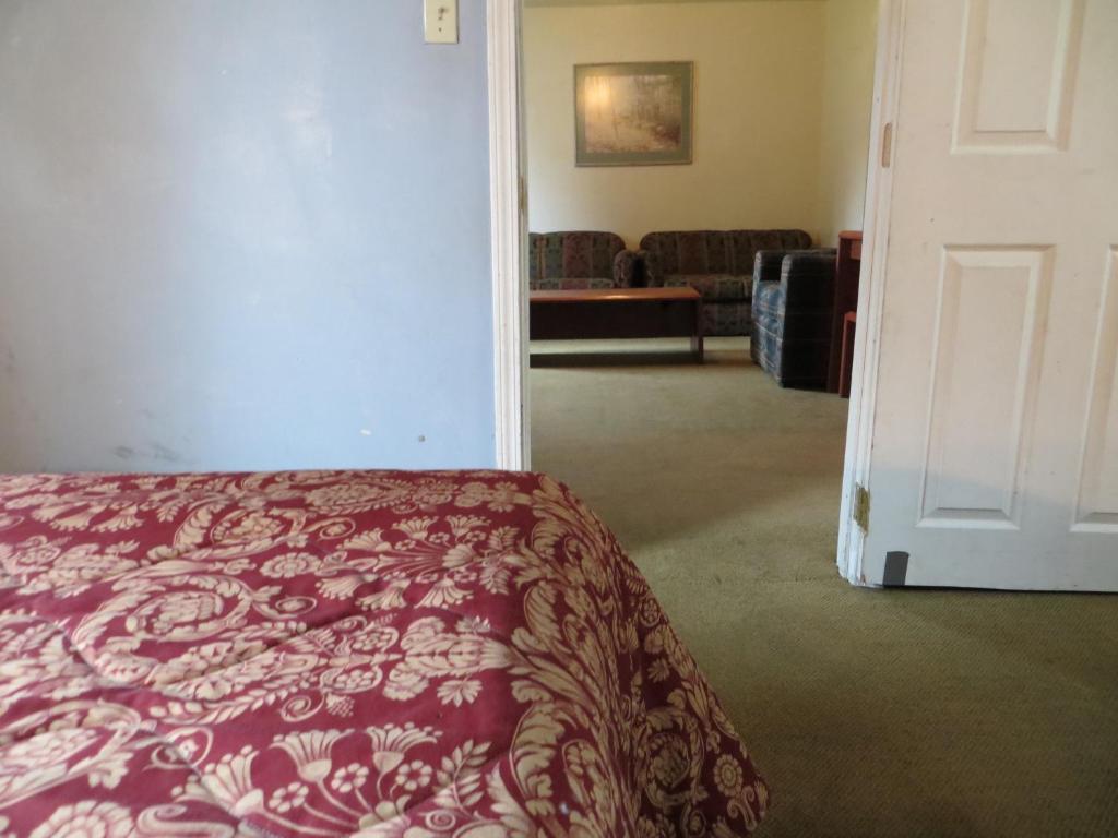 Madison Suites Motel Portland Room photo