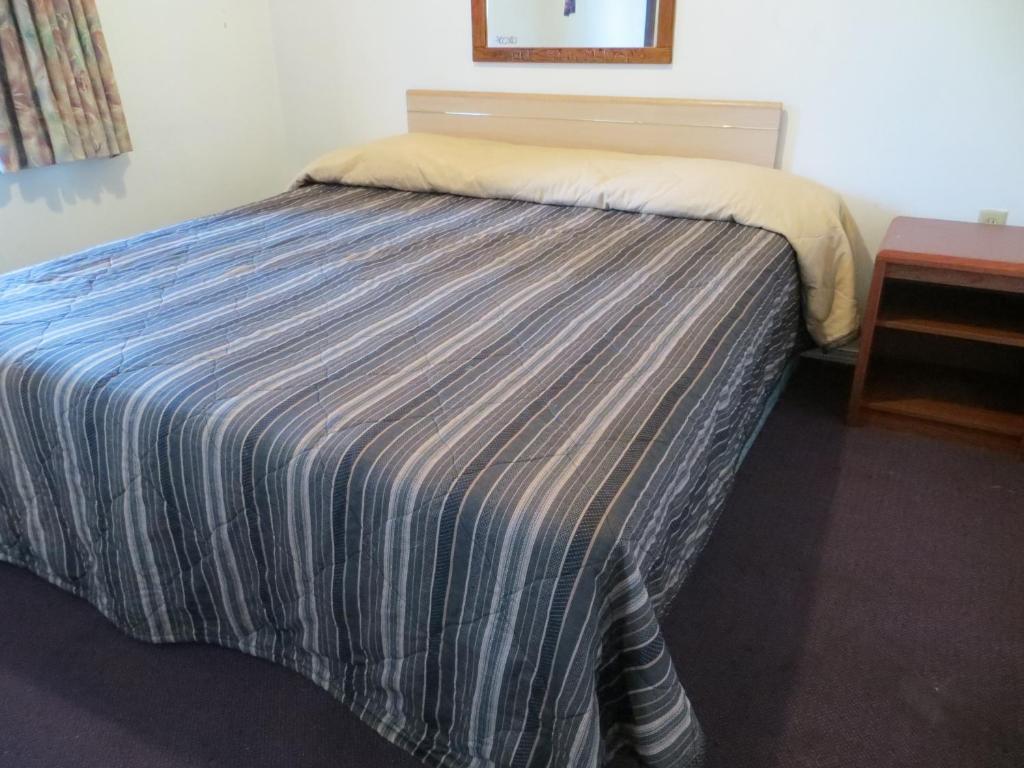 Madison Suites Motel Portland Room photo